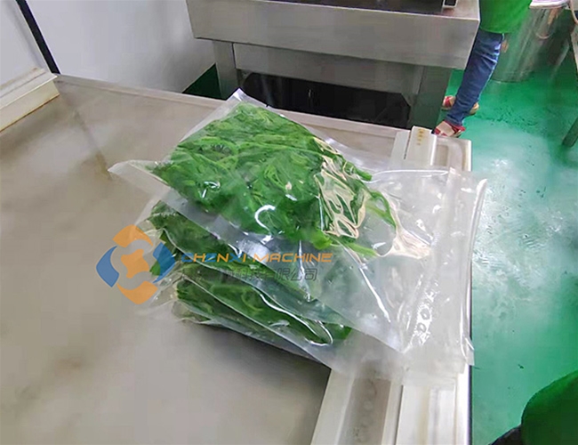 廣東桑芽菜清洗漂燙流水線清洗完成裝袋